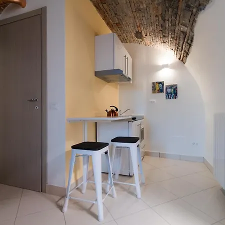 La Casa Dei Tre Pesci - Alborella Apartament