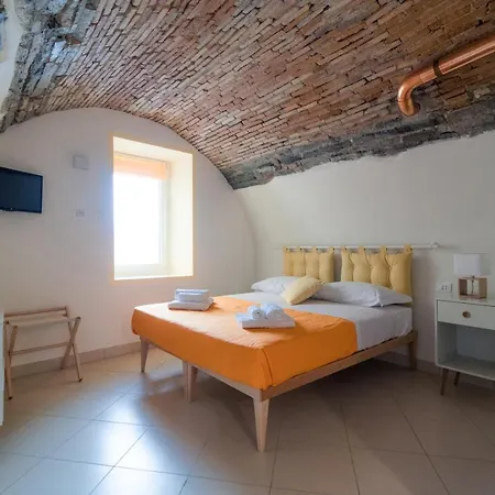 La Casa Dei Tre Pesci - Alborella * Torno