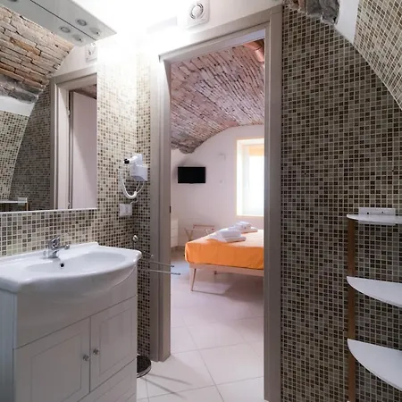 Apartment La Casa Dei Tre Pesci - Alborella